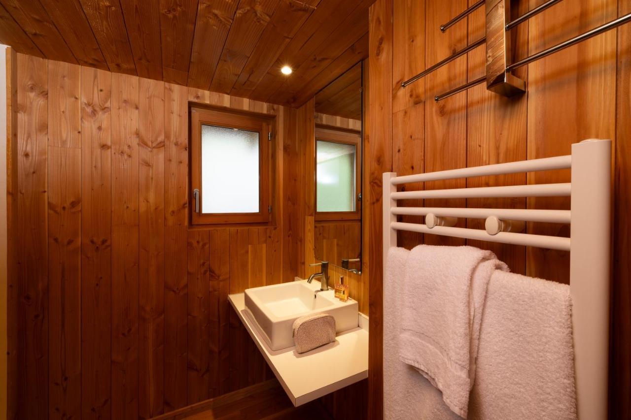 Camping Le Lac Des Sapins Cublize Exterior photo